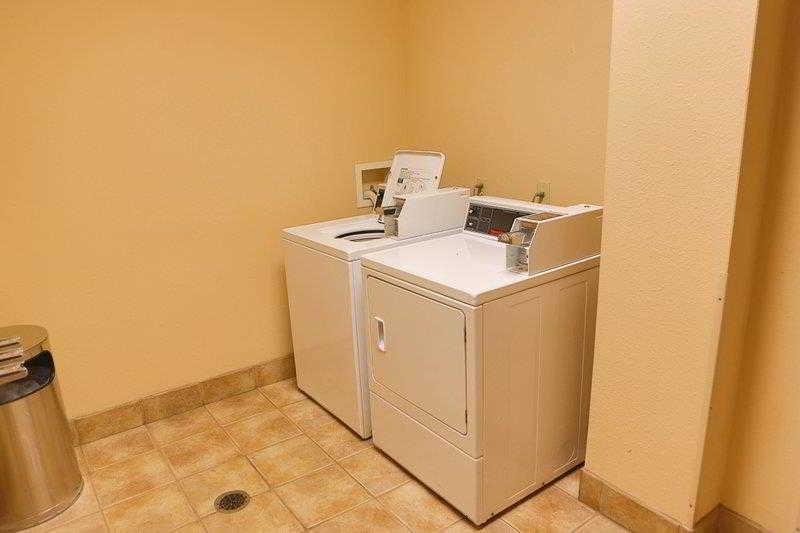Country Inn & Suites By Radisson, Midway - Tallahassee West ภายนอก รูปภาพ