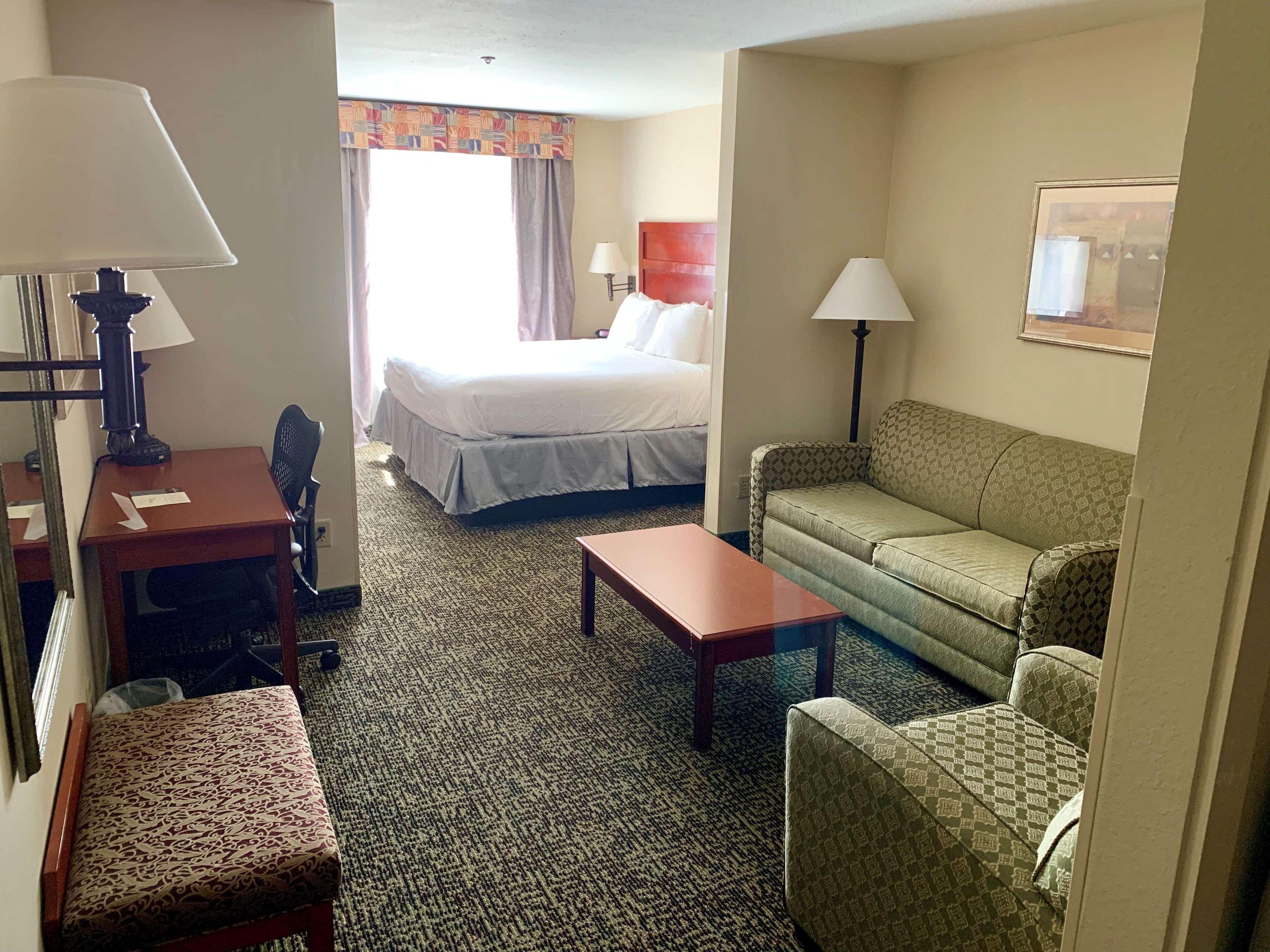 Country Inn & Suites By Radisson, Midway - Tallahassee West ภายนอก รูปภาพ