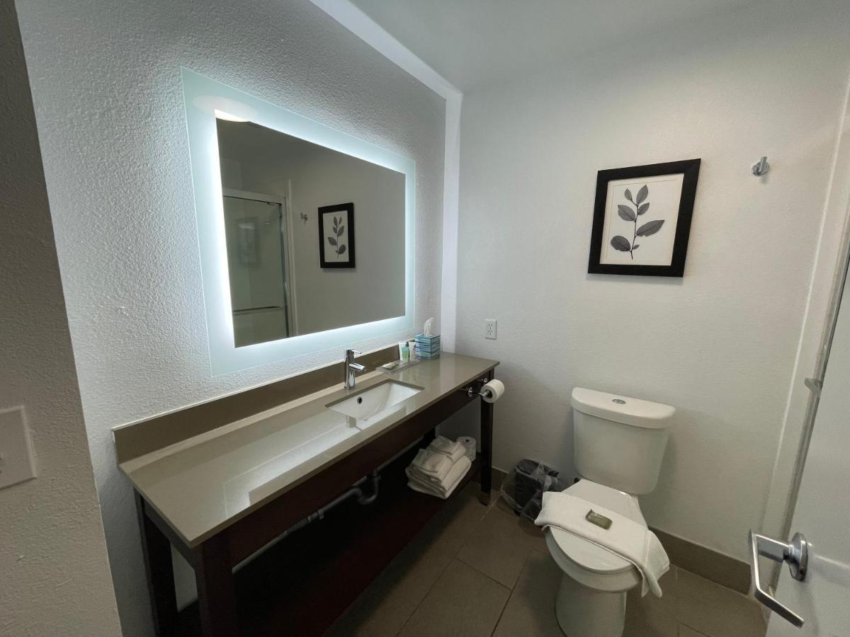 Country Inn & Suites By Radisson, Midway - Tallahassee West ภายนอก รูปภาพ