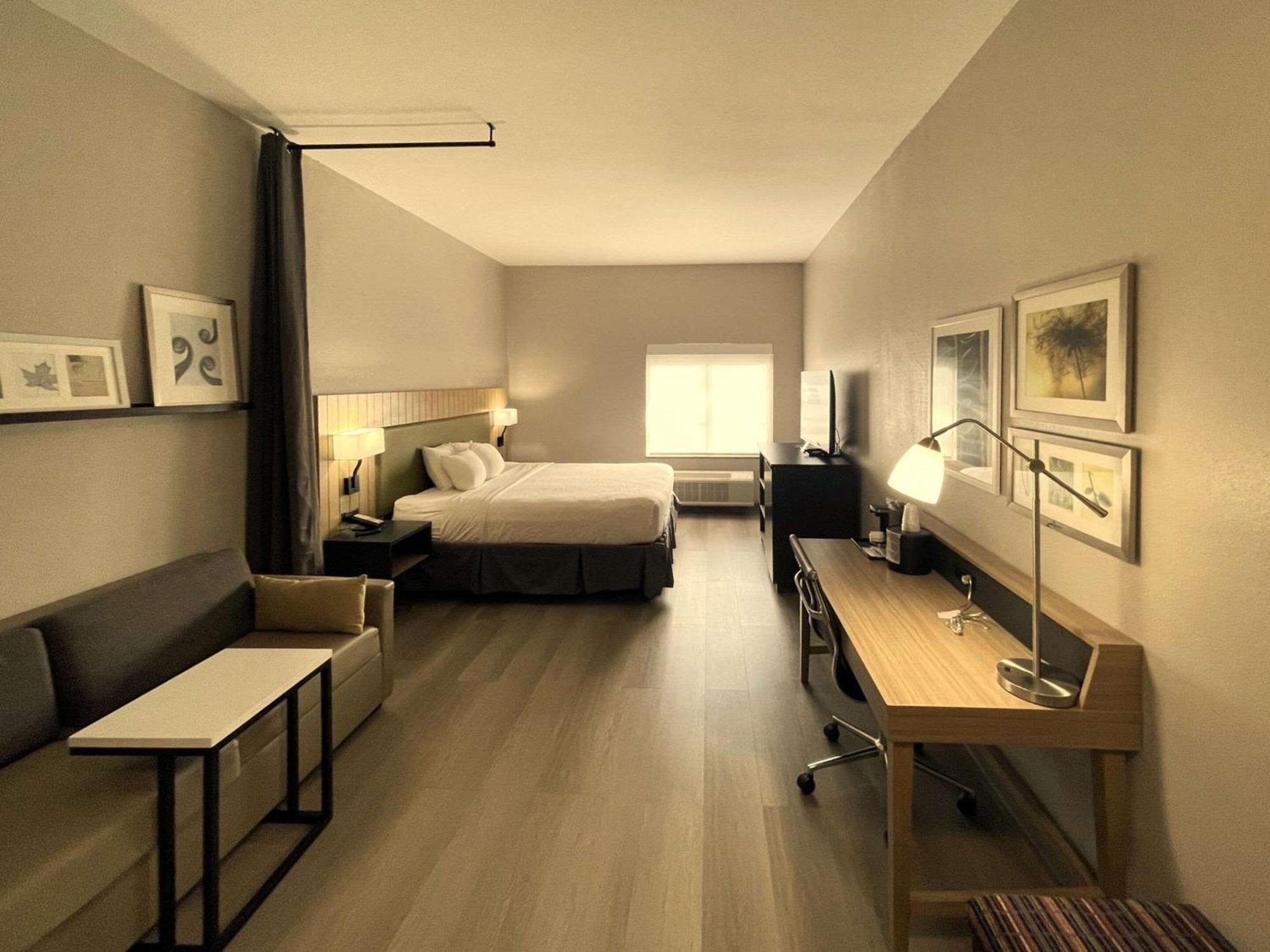 Country Inn & Suites By Radisson, Midway - Tallahassee West ภายนอก รูปภาพ