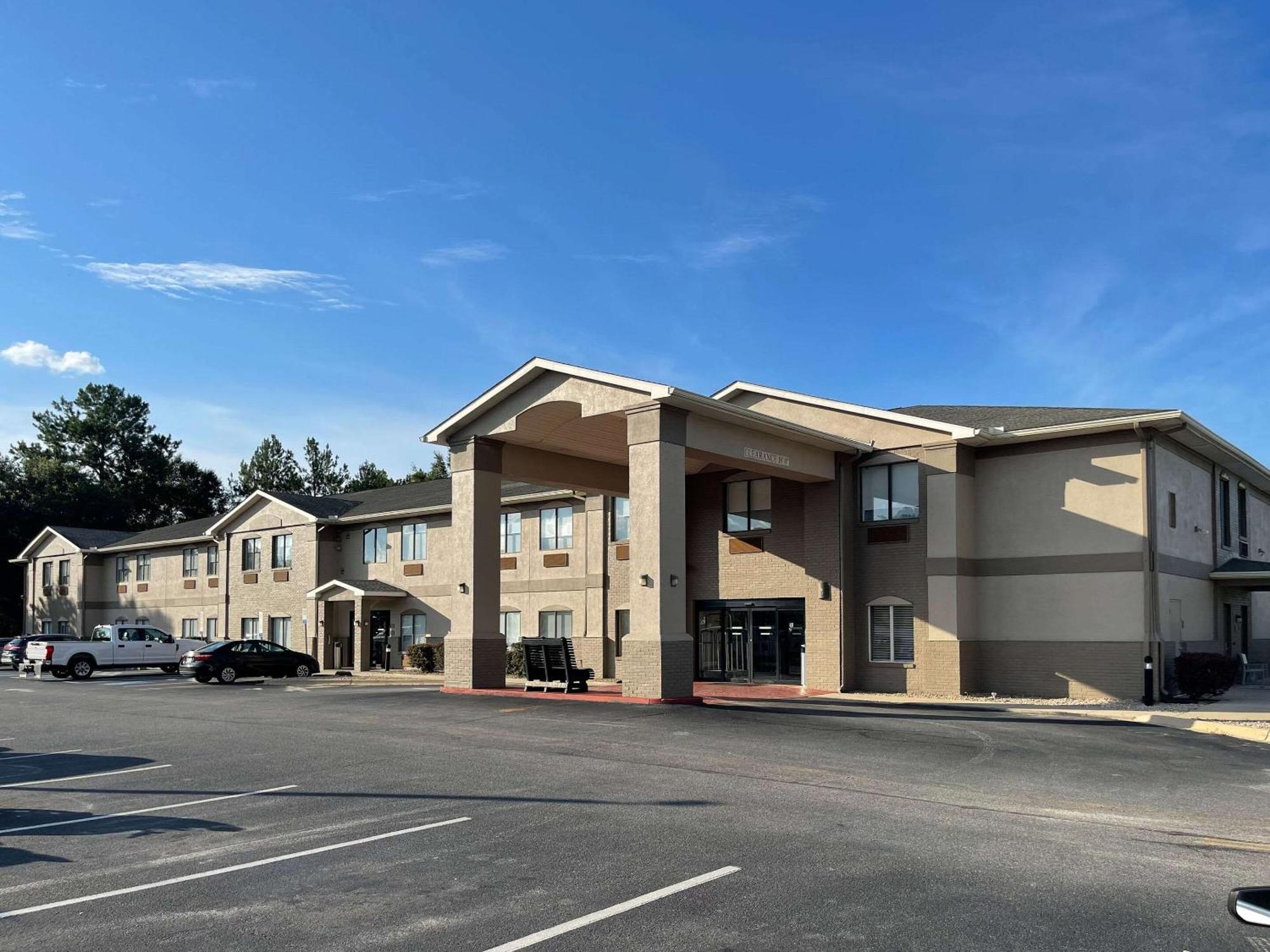 Country Inn & Suites By Radisson, Midway - Tallahassee West ภายนอก รูปภาพ